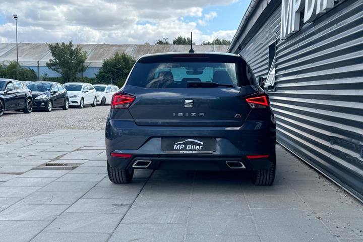 Grå Seat Ibiza fra 2020