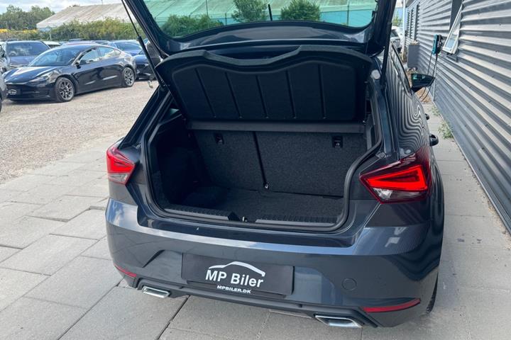 Grå Seat Ibiza fra 2020