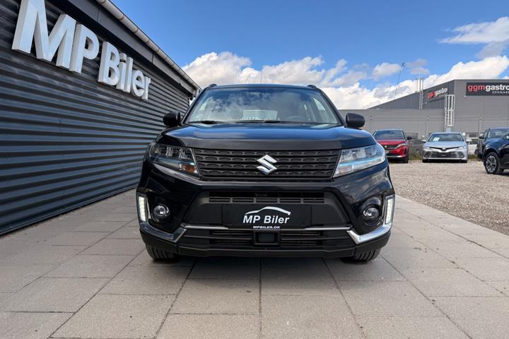 Sort Suzuki Vitara fra 2024