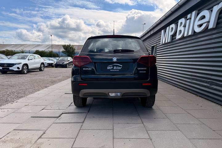 Sort Suzuki Vitara fra 2024