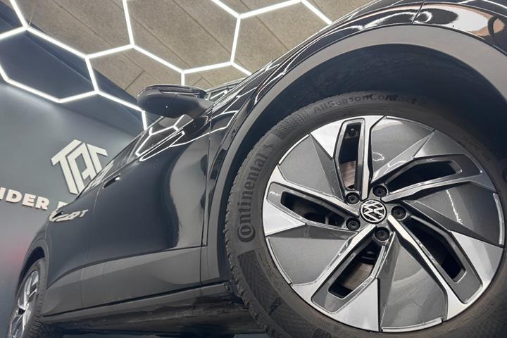 Sort VW ID.4 fra 2023