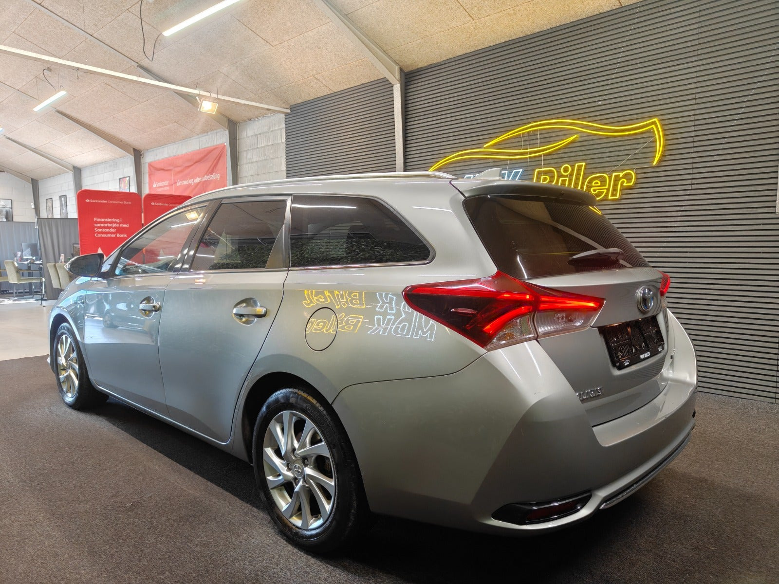 undefined Toyota Auris fra 2015
