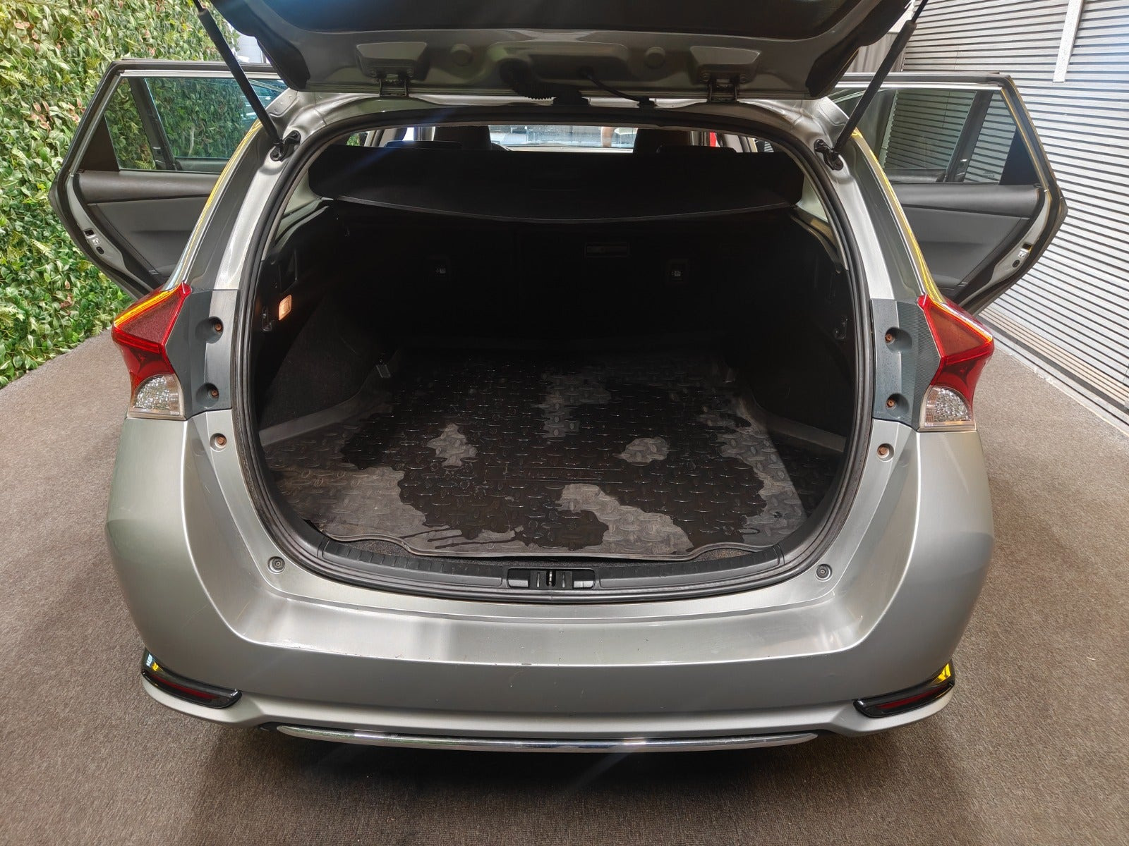 undefined Toyota Auris fra 2015