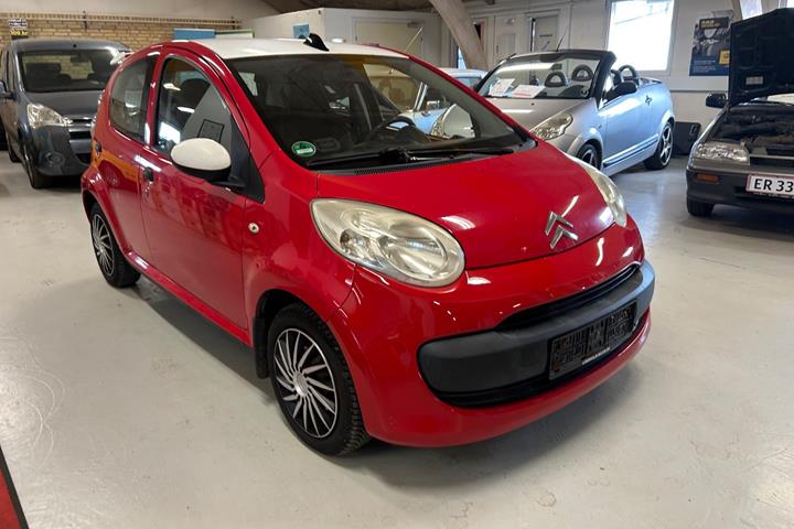 Rød Citroën C1 fra 2006