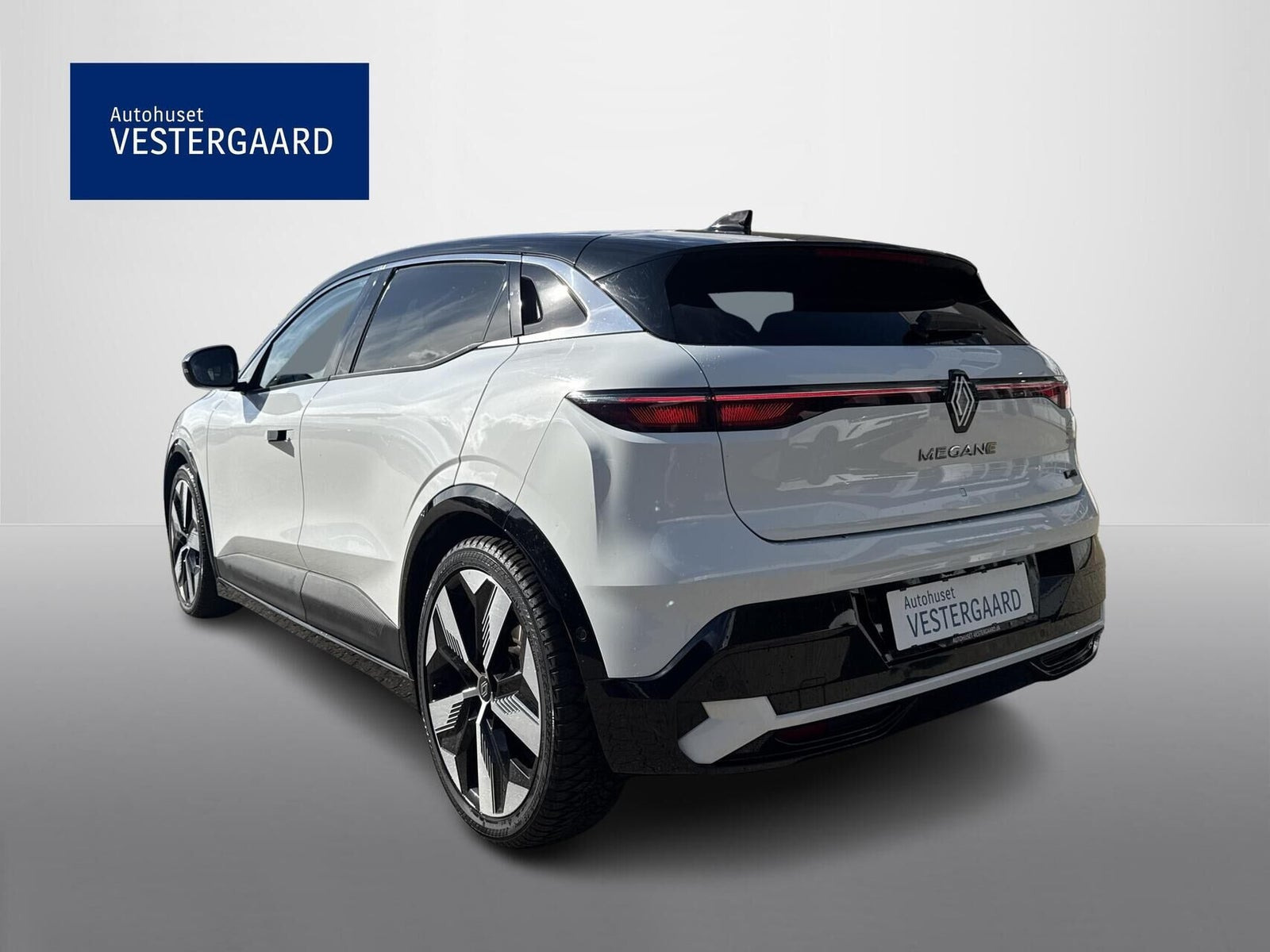 Hvid Renault Megane E-Tech fra 2023