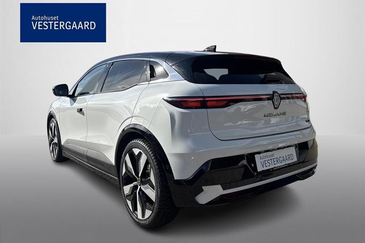 Hvid Renault Megane E-Tech fra 2023