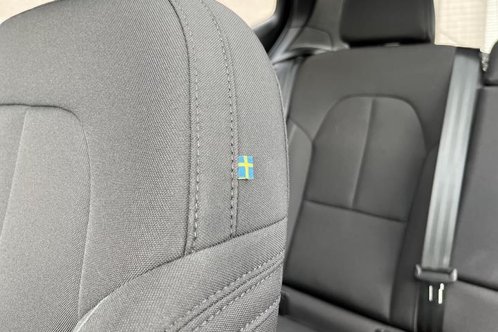 Sølv Volvo XC40 fra 2024