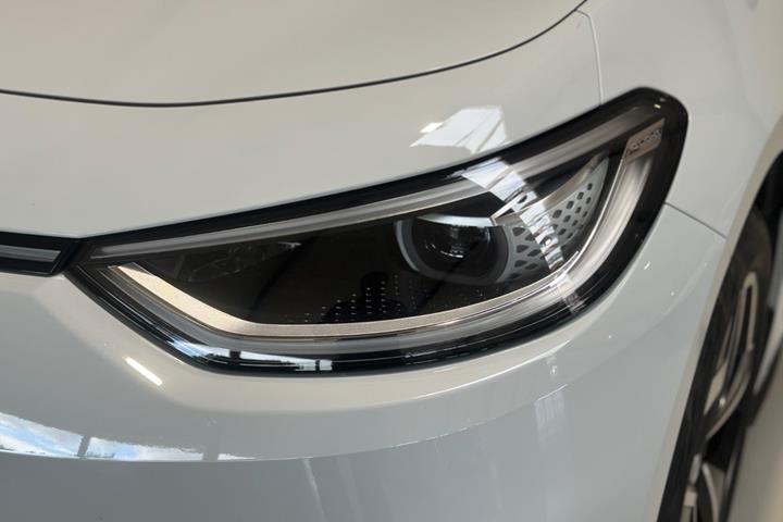 Hvid VW ID.3 fra 2021