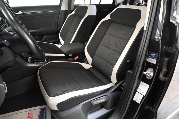 Sort VW T-Roc fra 2021