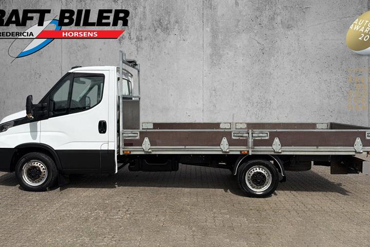 Hvid Iveco Daily fra 2021