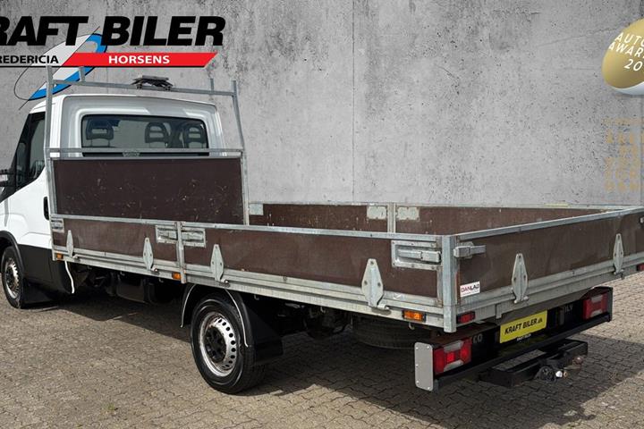 Hvid Iveco Daily fra 2021