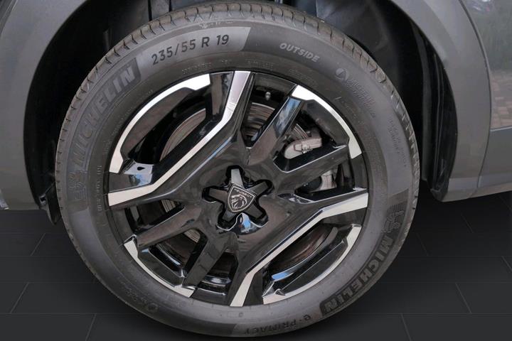 undefined Peugeot e-5008 fra 2025
