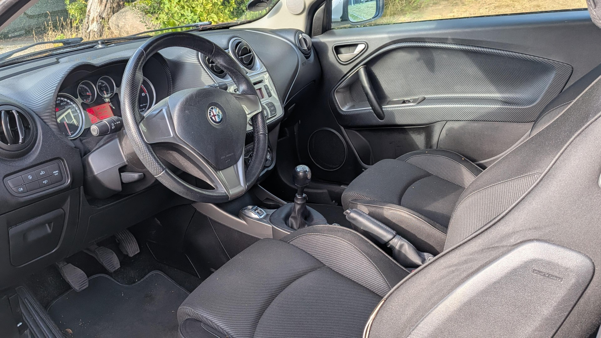 Hvid Alfa Romeo MiTo fra 2011