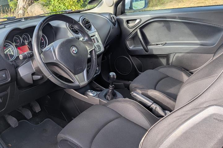 Hvid Alfa Romeo MiTo fra 2011