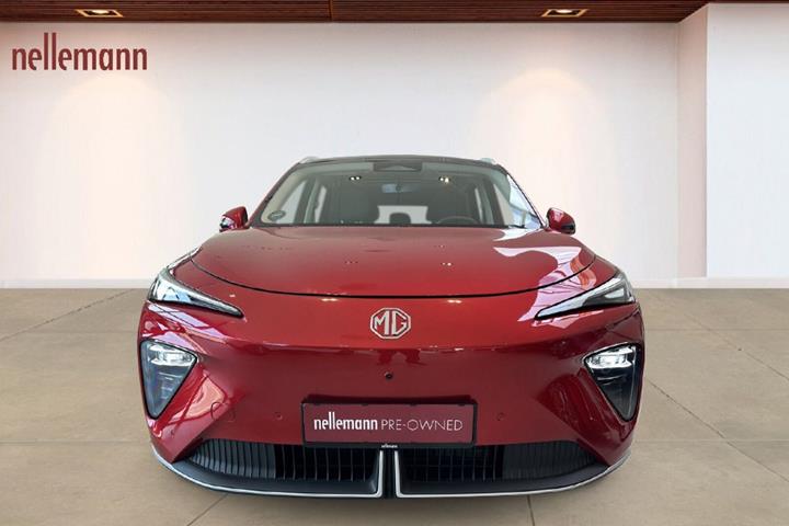 Rød MG MGS6 fra 2026