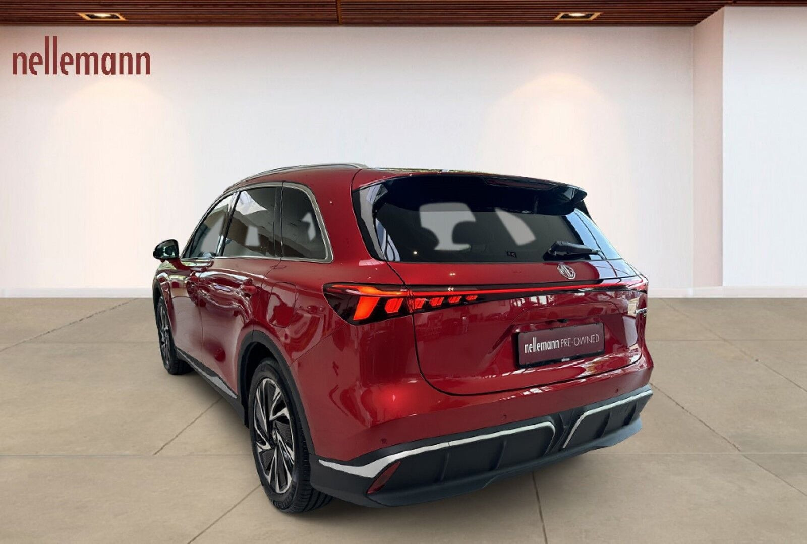 Rød MG MGS6 fra 2026
