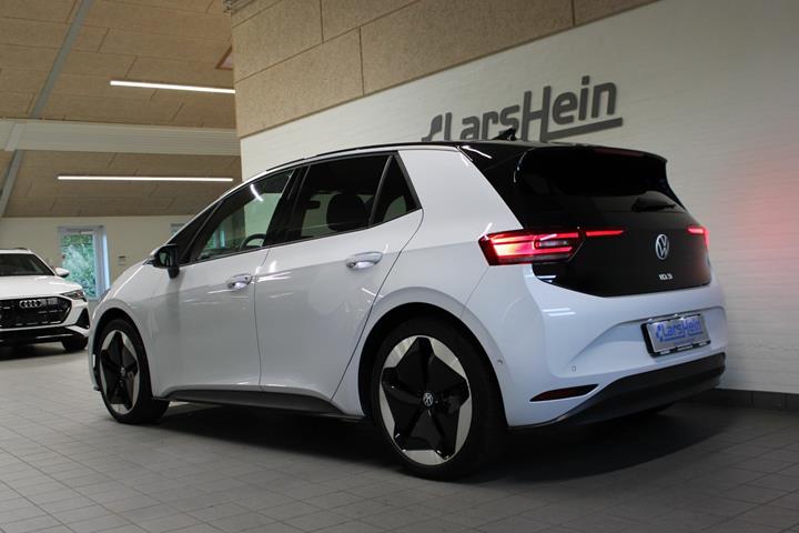 Hvid VW ID.3 fra 2024