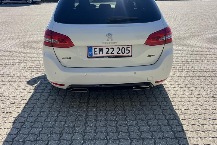 Hvid Peugeot 308 fra 2016