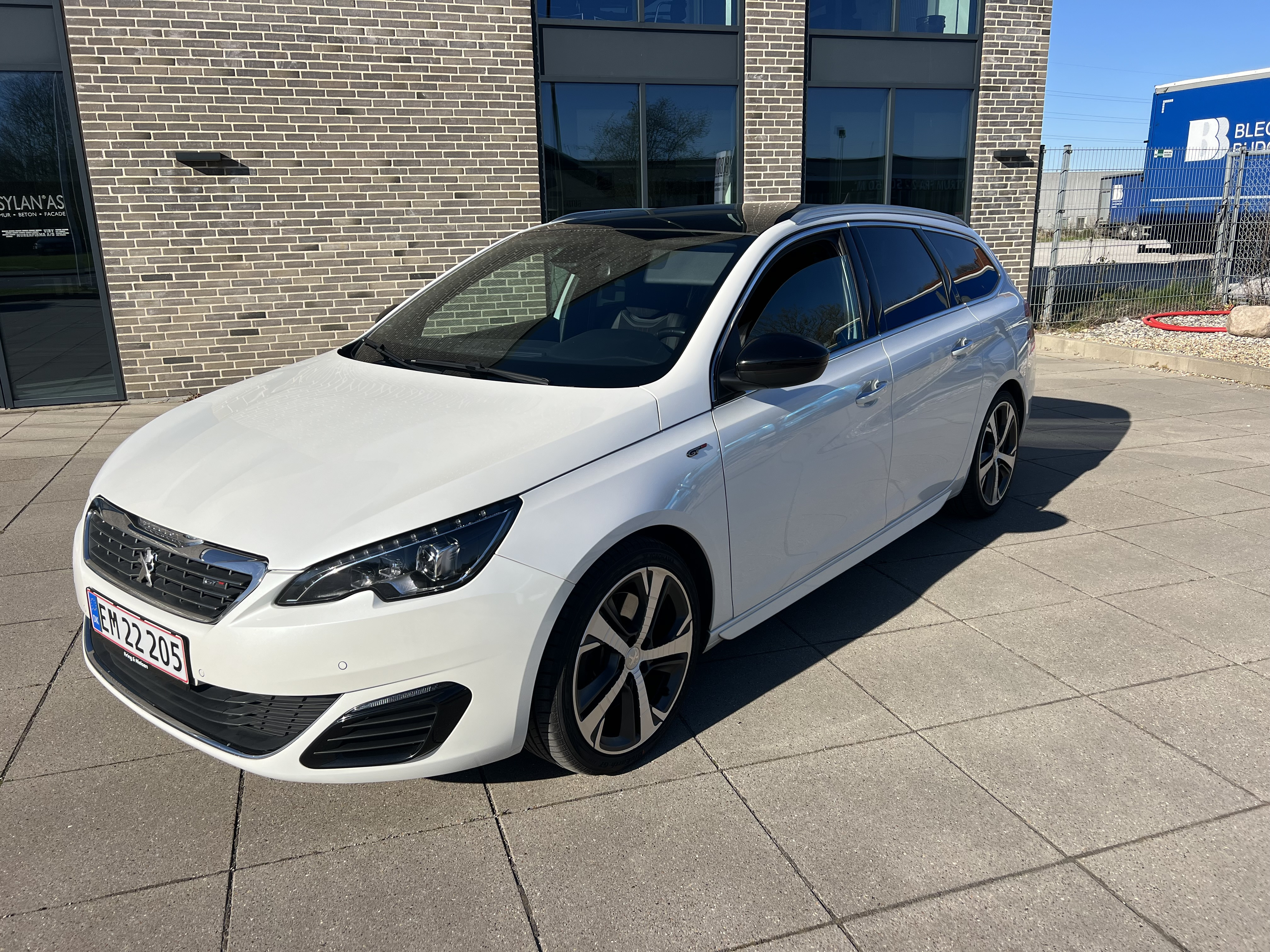 Hvid Peugeot 308 fra 2016