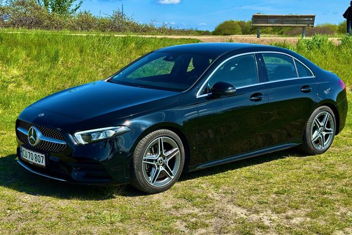Sort Mercedes A200 fra 2019