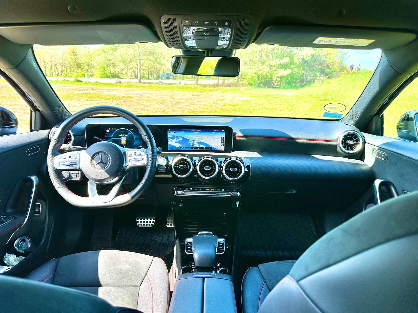 Sort Mercedes A200 fra 2019