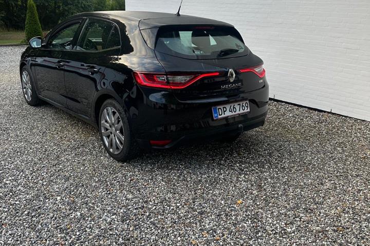 Sort Renault Megane IV fra 2016