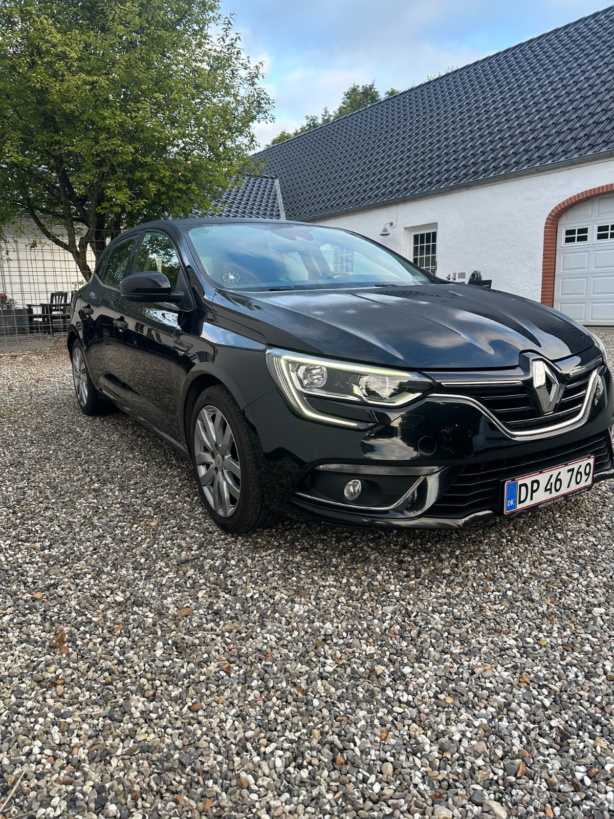 Sort Renault Megane IV fra 2016