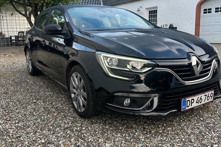 Sort Renault Megane IV fra 2016