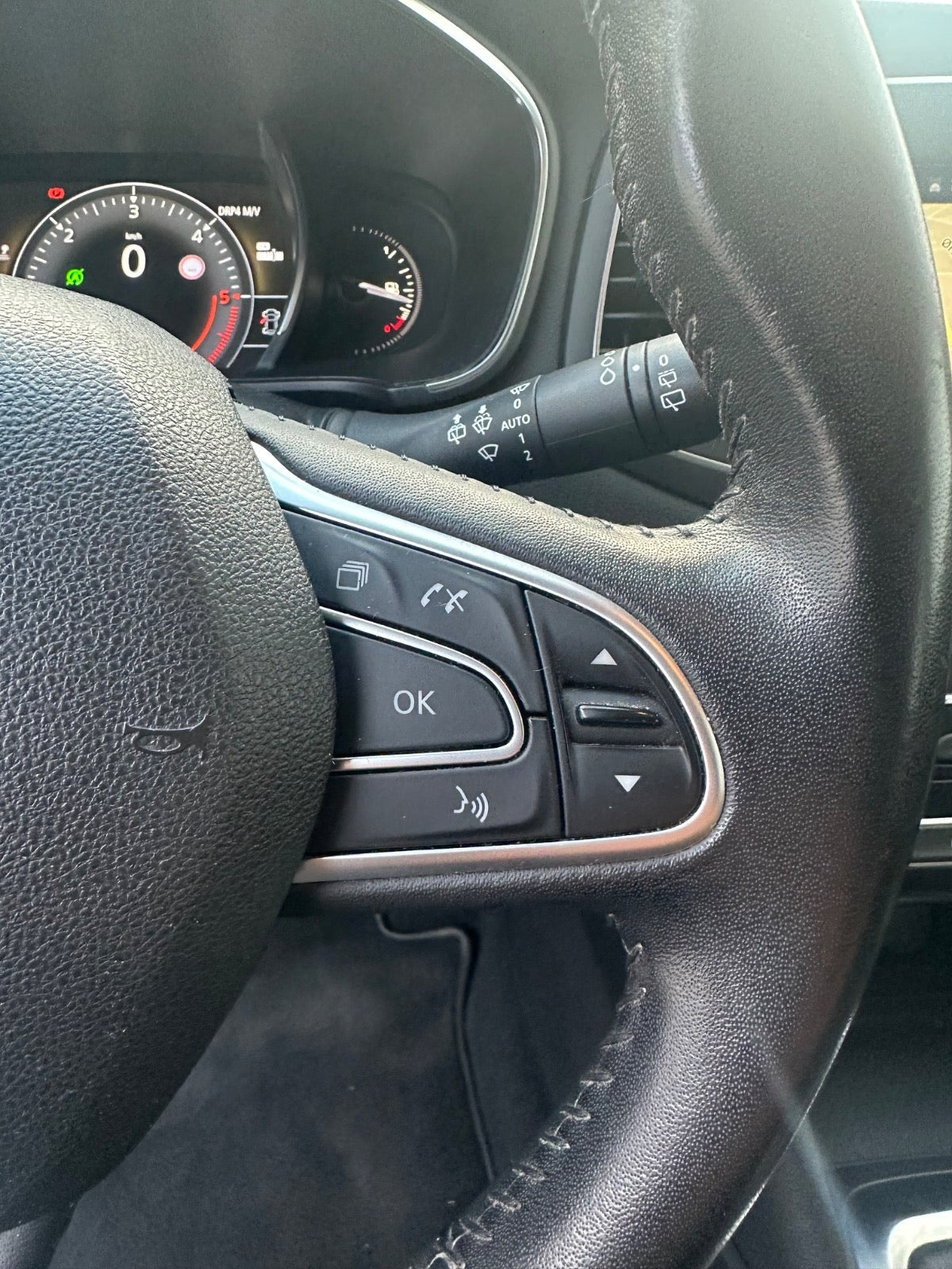 Sort Renault Megane IV fra 2016