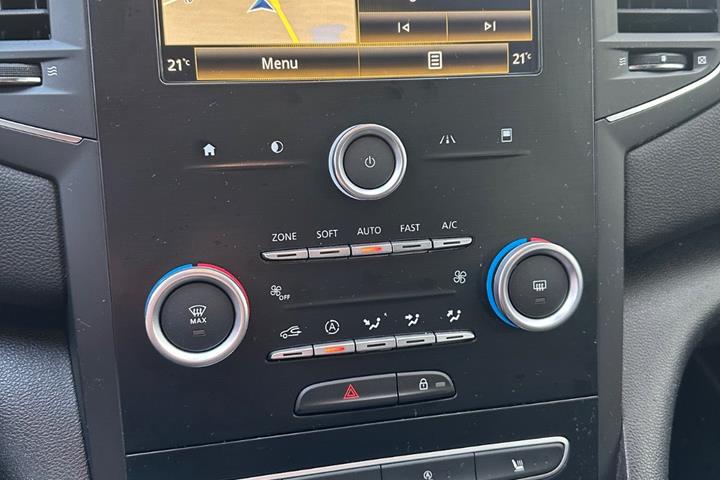 Sort Renault Megane IV fra 2016