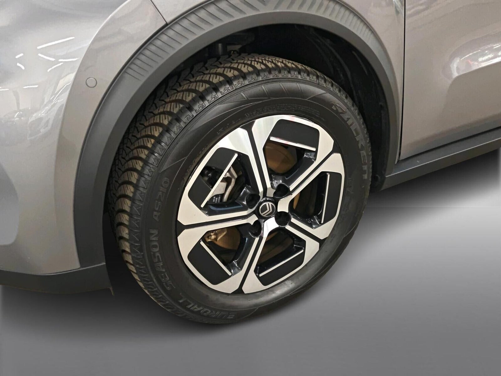 Grå Citroën e-C3 Aircross fra 2025