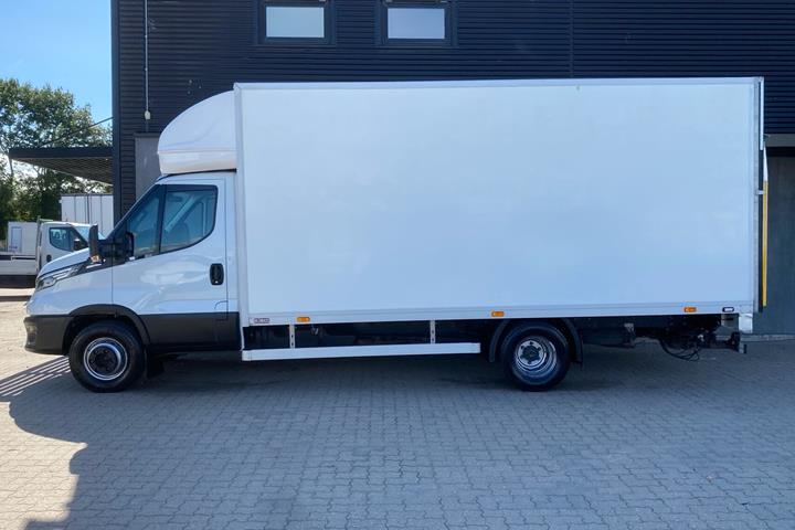 Hvid Iveco Daily fra 2021