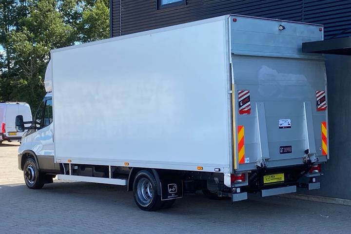 Hvid Iveco Daily fra 2021