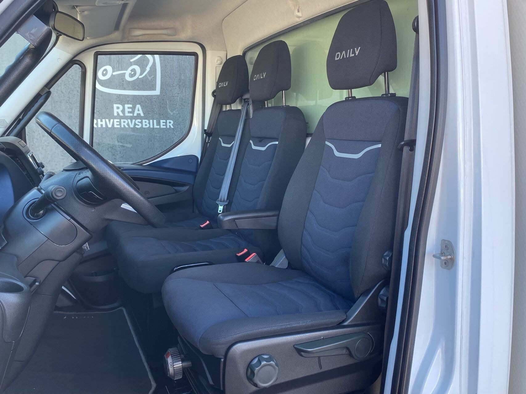 Hvid Iveco Daily fra 2021