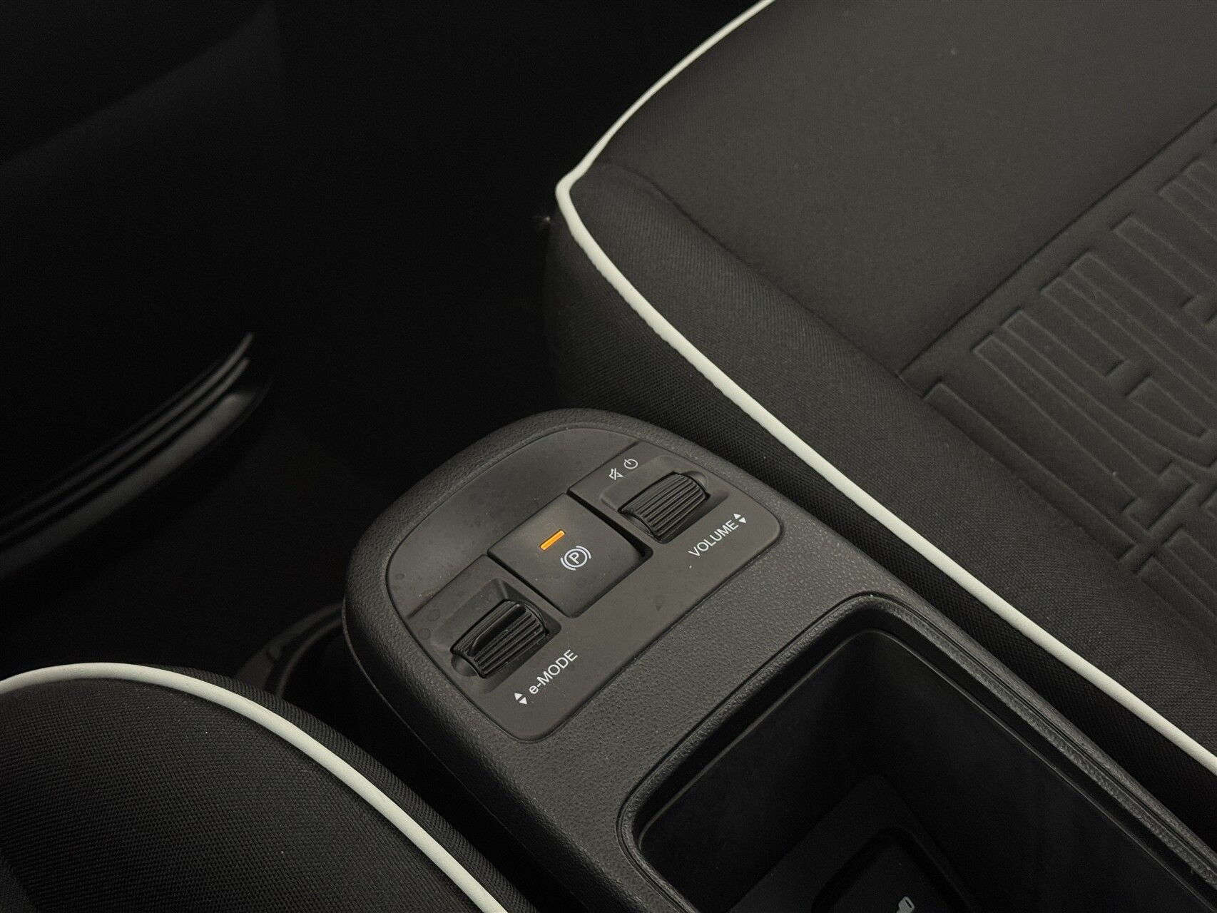 Sort Fiat 500e fra 2023