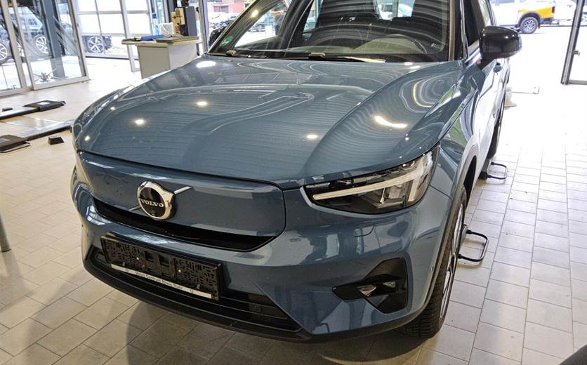 Volvo XC40 Recharge Twin Ultimate AWD 408HK 5d Aut.