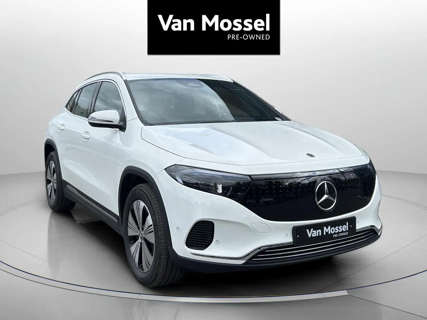 Hvid Mercedes EQA 250+ fra 2025