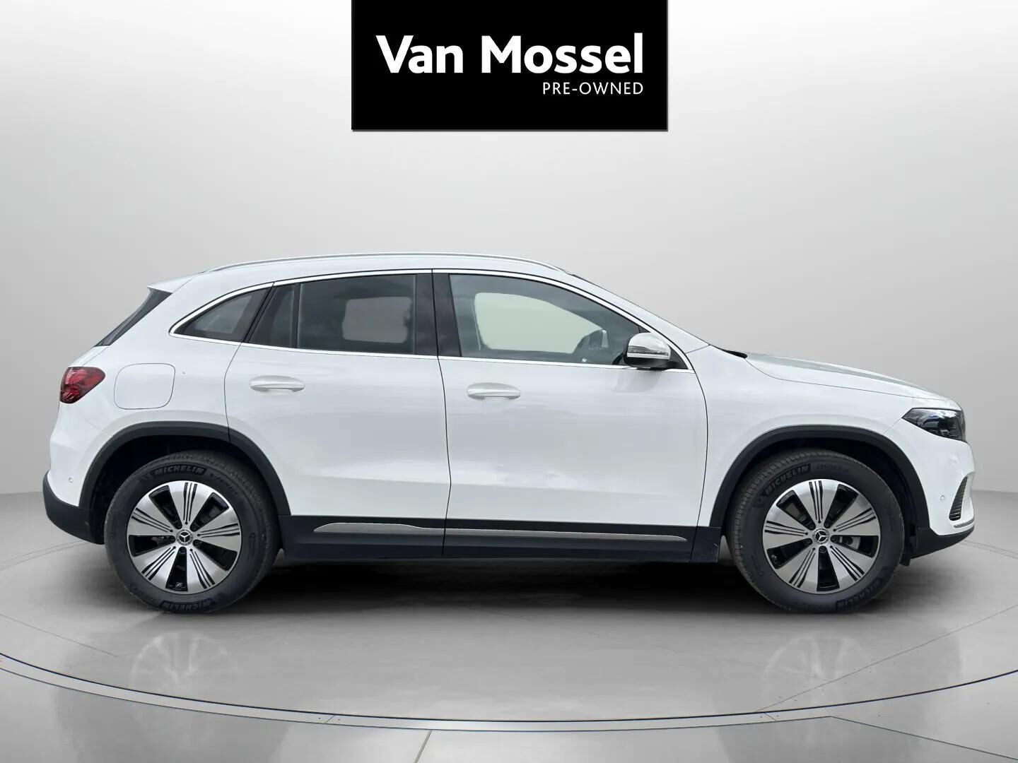 Hvid Mercedes EQA 250+ fra 2025