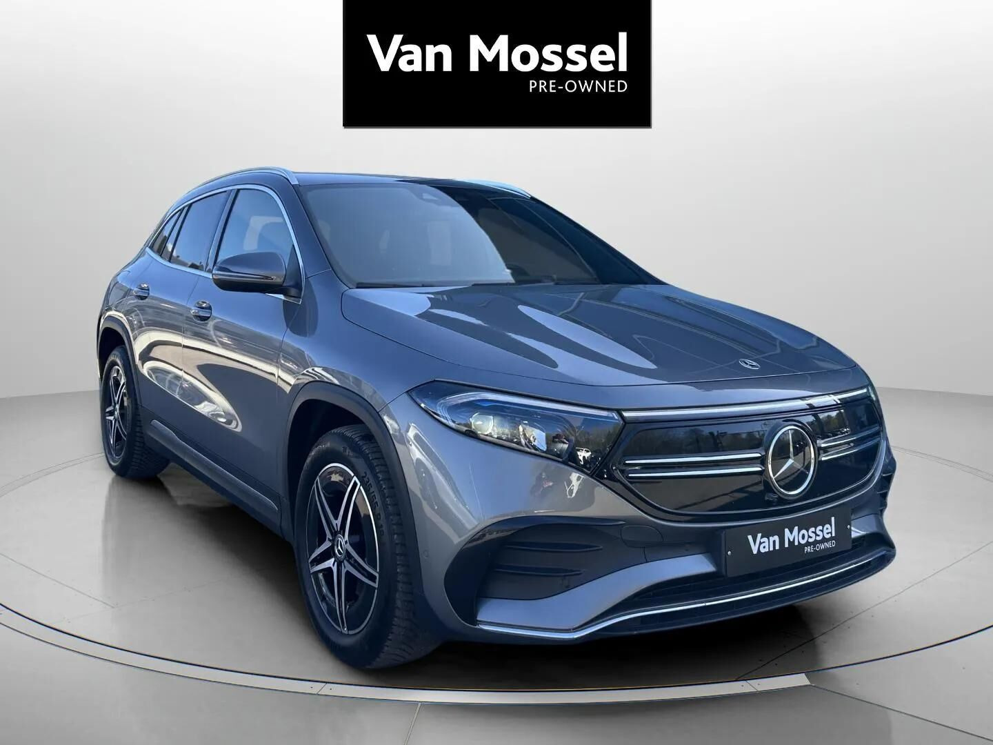 Grå Mercedes EQA 250+ fra 2024