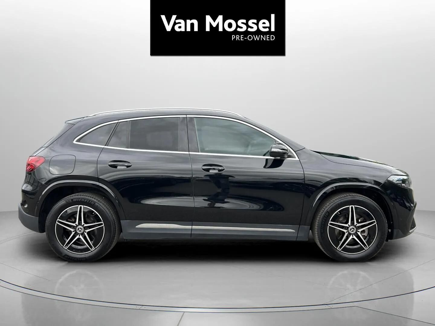 Sort Mercedes EQA 250+ fra 2024