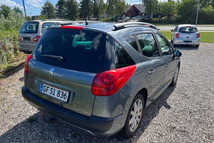 undefined Peugeot 207 fra 2011