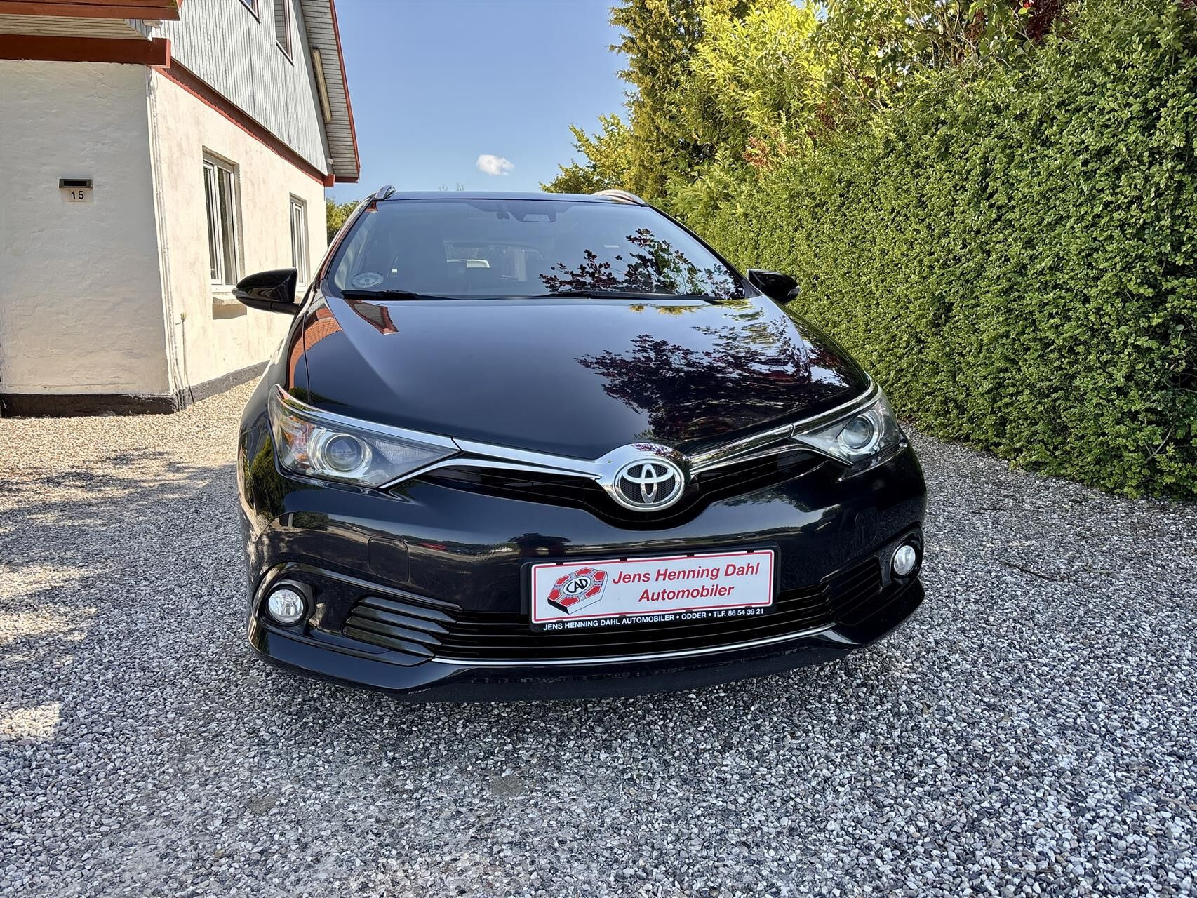 Sort Toyota Auris fra 2017