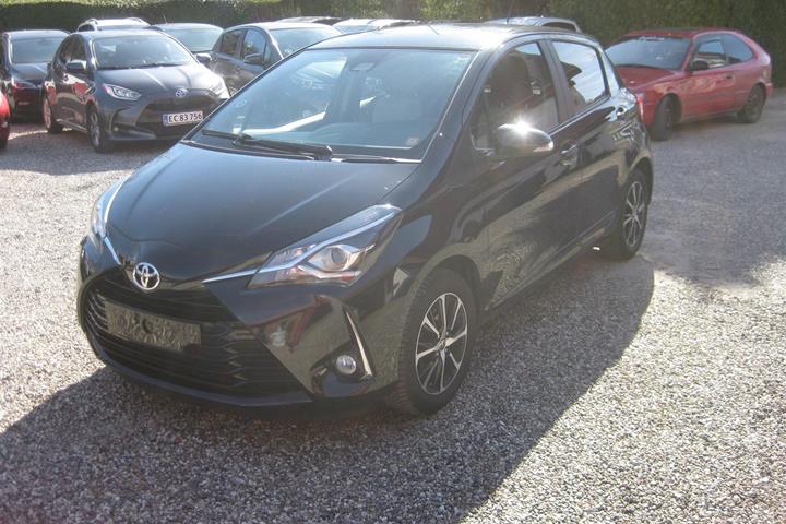 Sort Toyota Yaris fra 2018