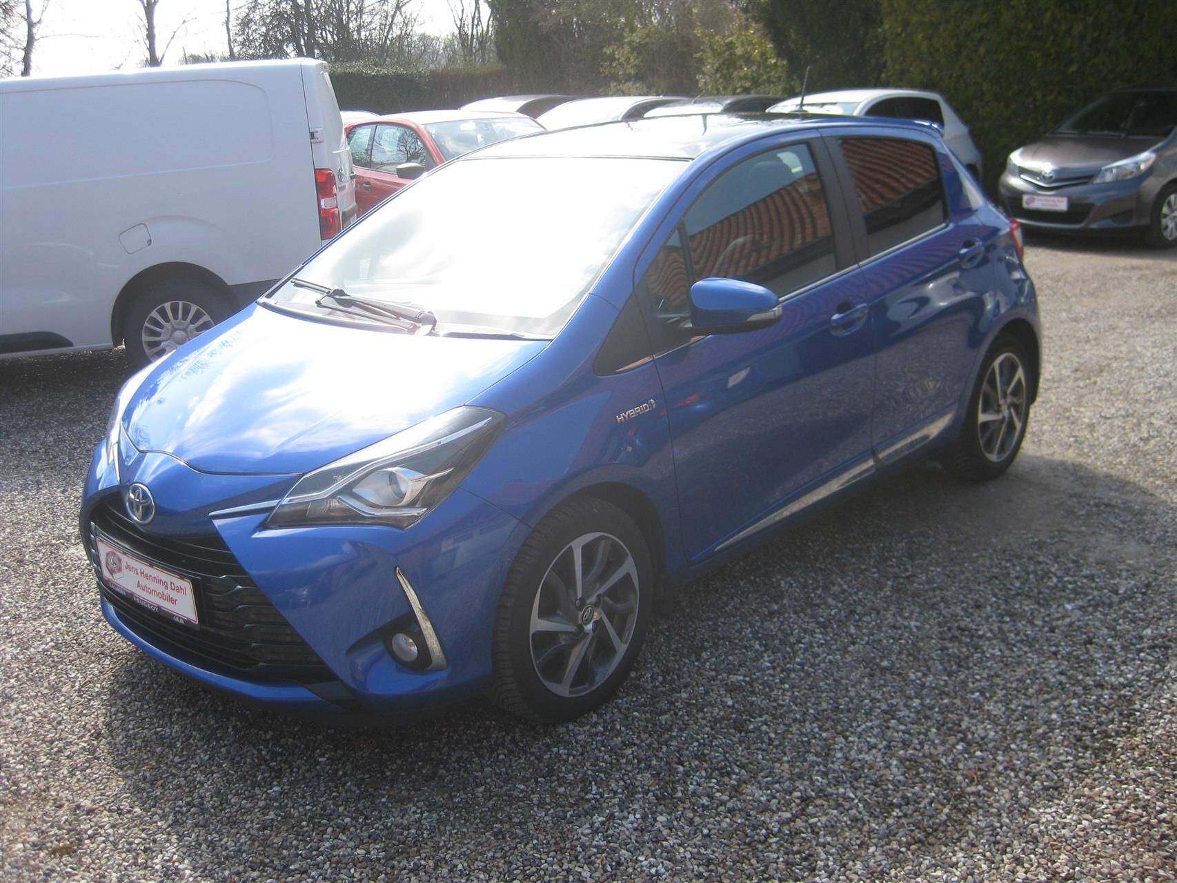 Blå Toyota Yaris fra 2018