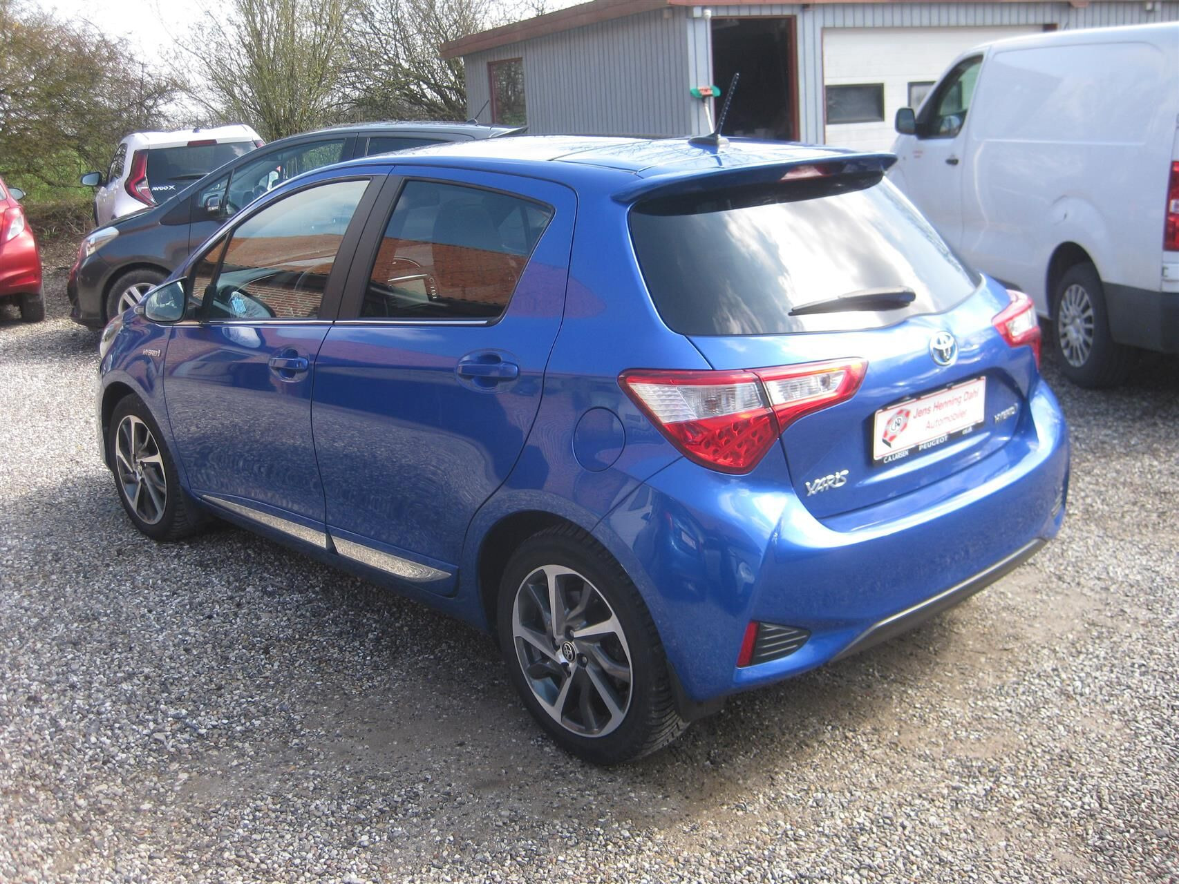 Blå Toyota Yaris fra 2018