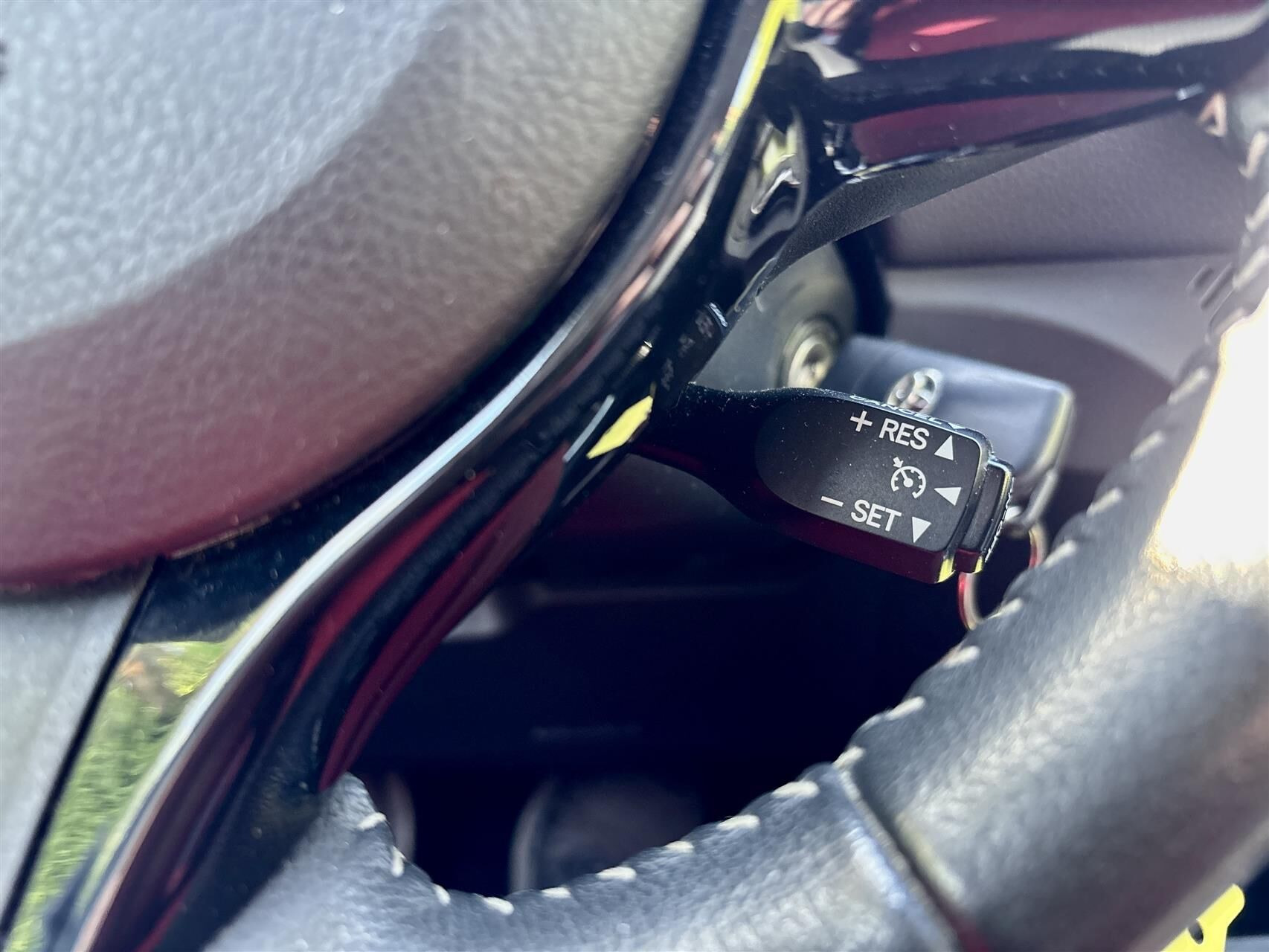 Sort Toyota Yaris fra 2018