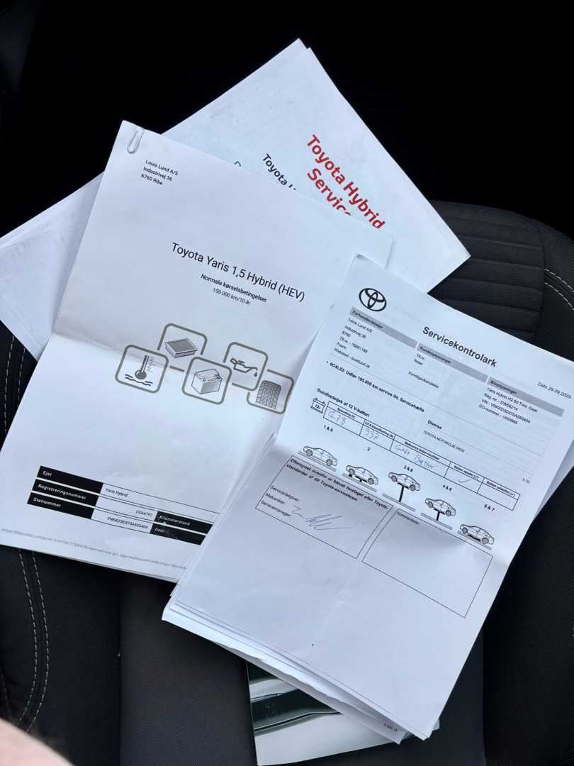Hvid Toyota Yaris fra 2019