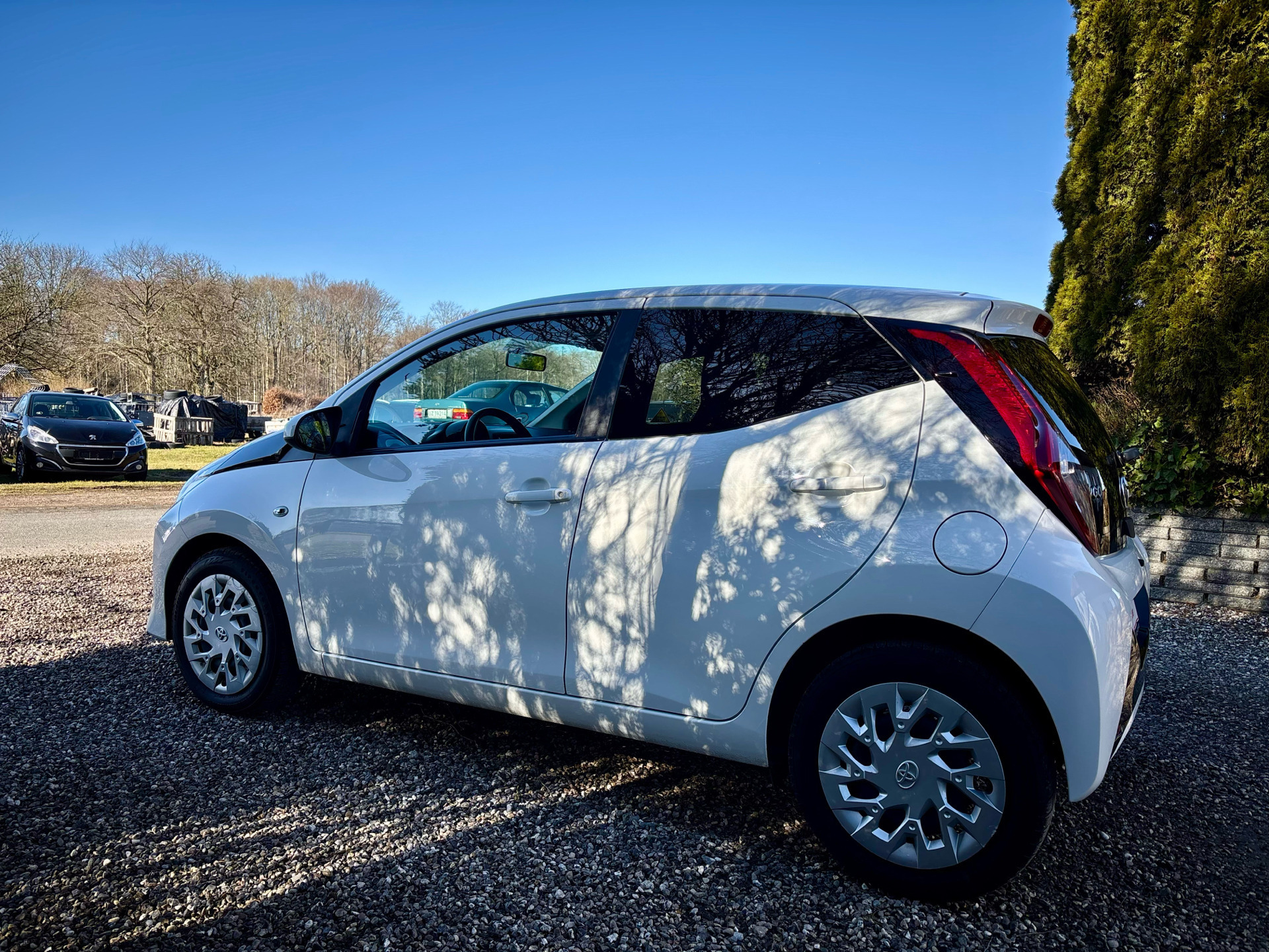 Hvid Toyota Aygo fra 2019