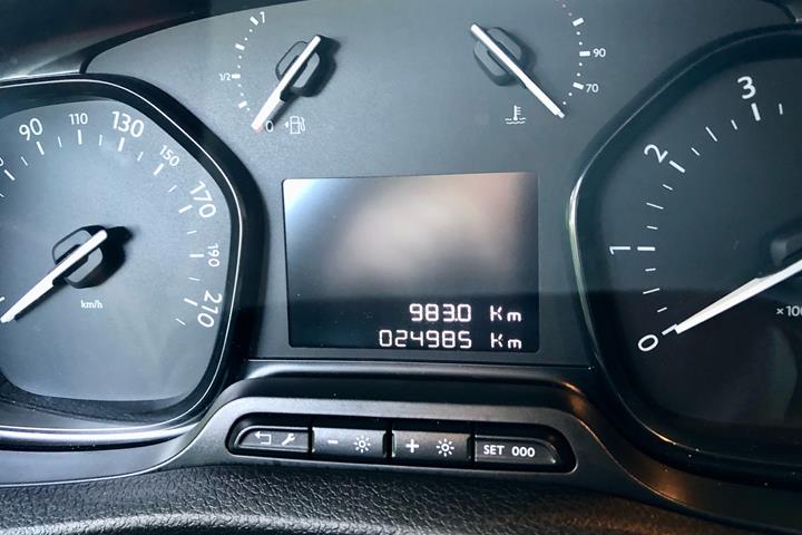 Hvid Toyota ProAce fra 2022