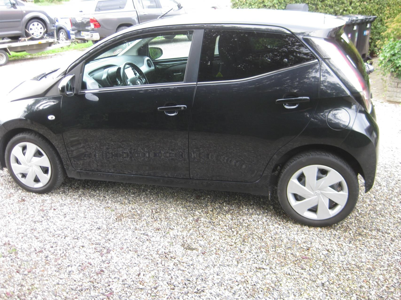 Sort Toyota Aygo fra 2017